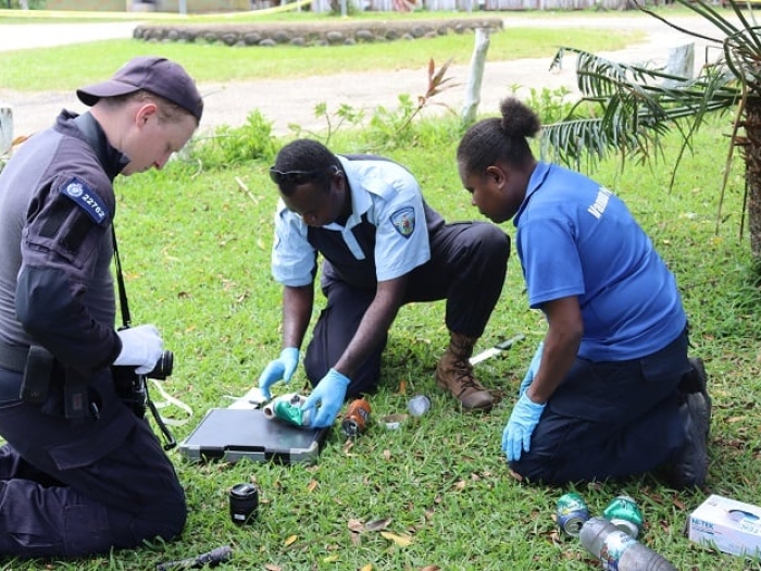 AFP Forensics working with Vanuatu Police